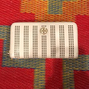 Tory Burch Cream continental wallet